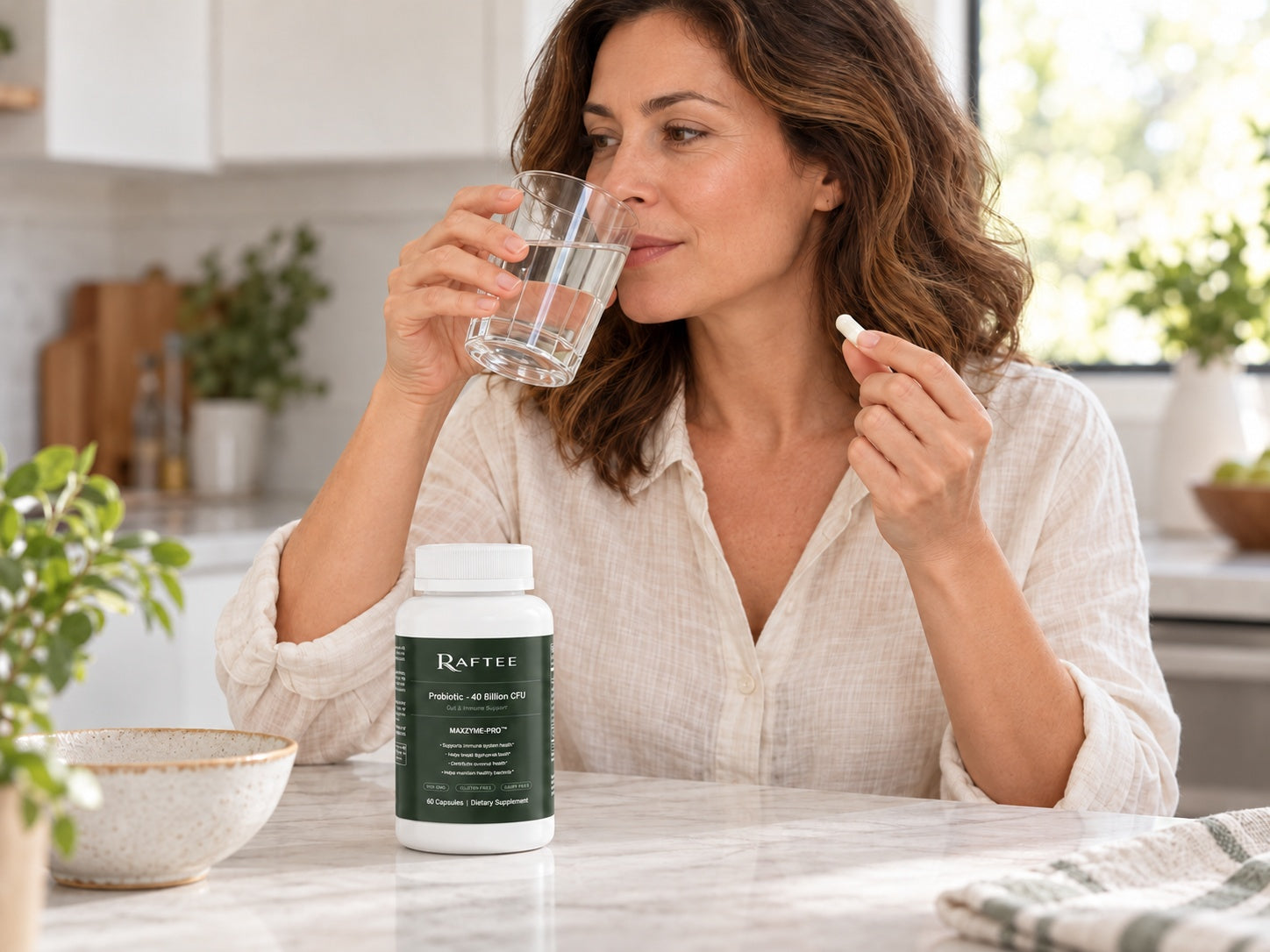 Raftee Probiotic 40 Billion taking with water